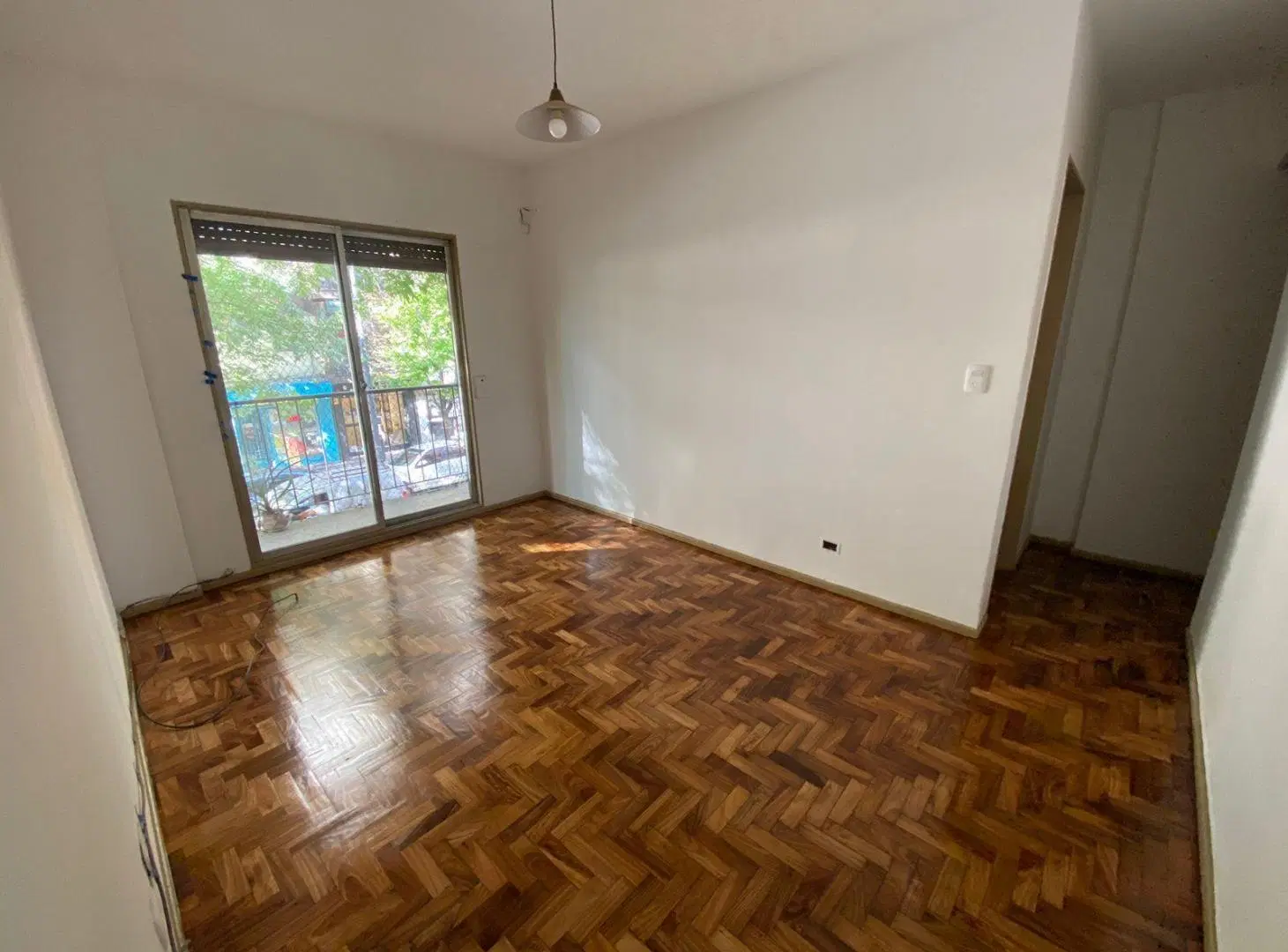 Departamento en Monte Castro 5