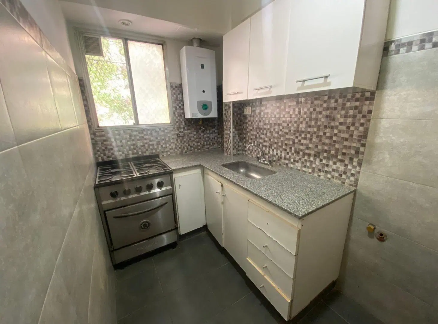 Departamento en Monte Castro 2