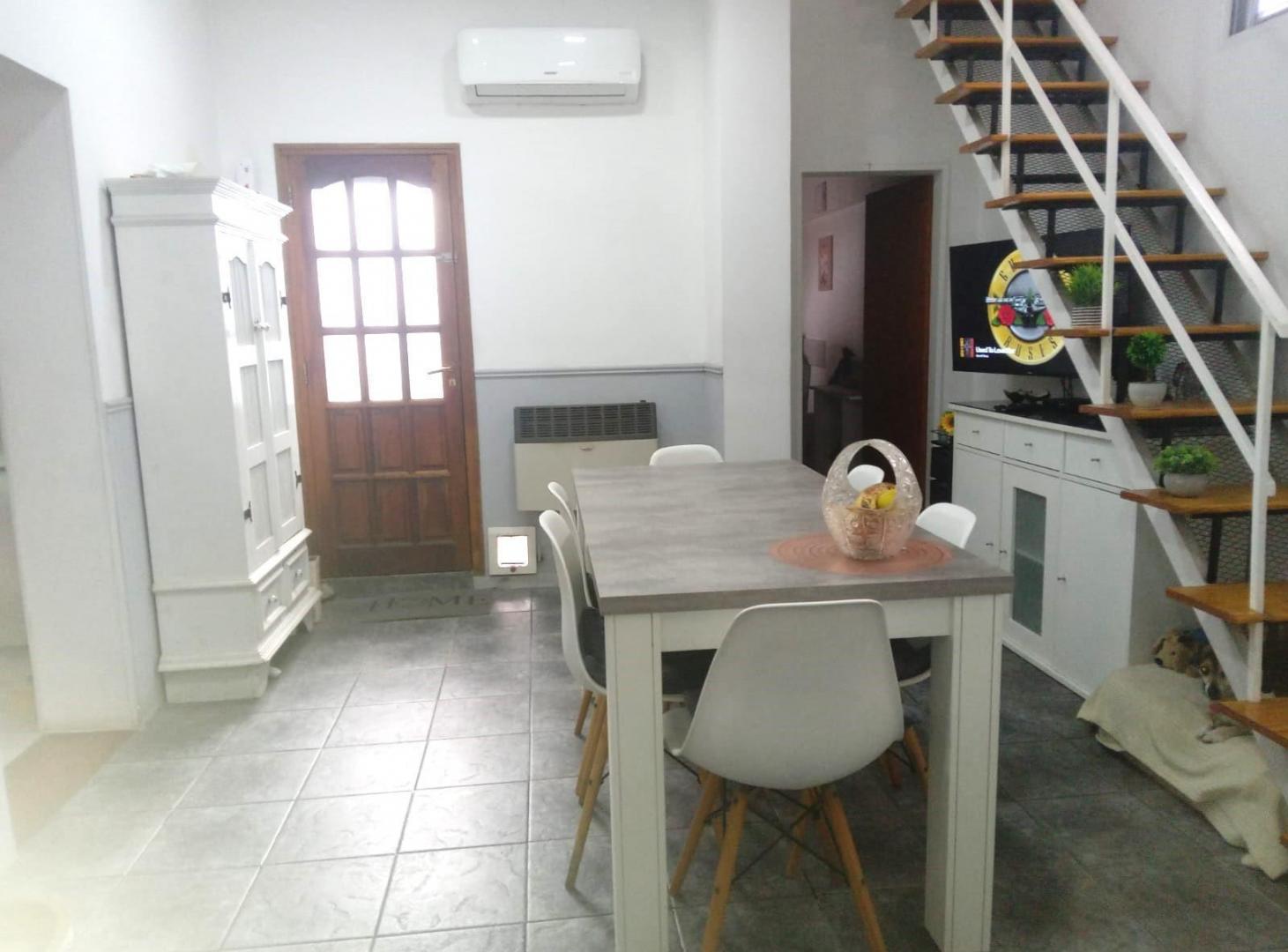 Foto de Excelente PH de 3 amb mas escritorio -C/Patio en Villa Pueyrredon, imagen 4