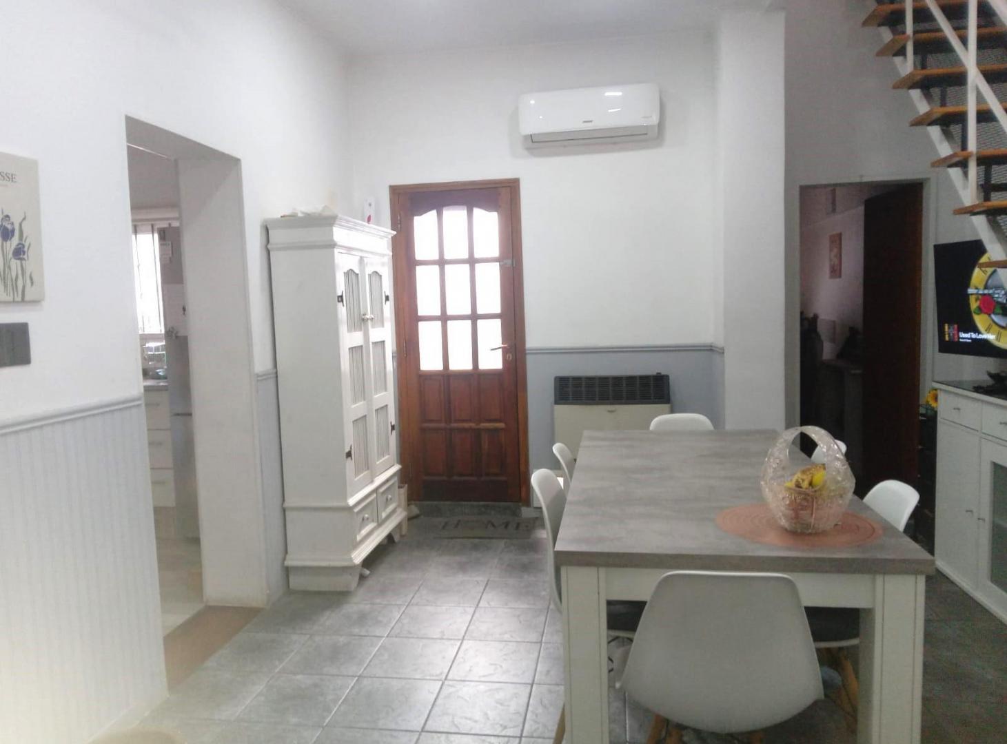 Foto de Excelente PH de 3 amb mas escritorio -C/Patio en Villa Pueyrredon, imagen 2