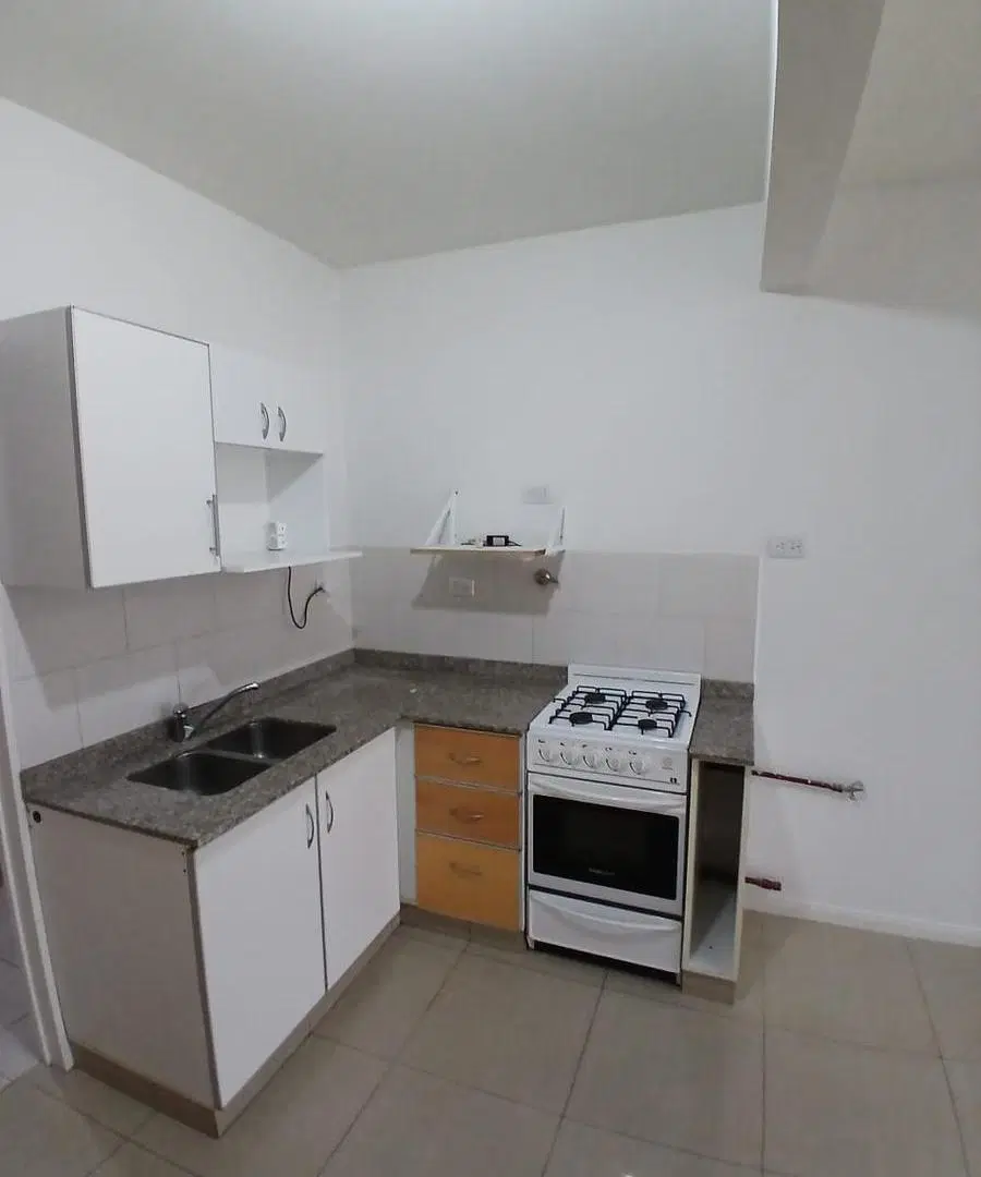 Departamento en Floresta 5