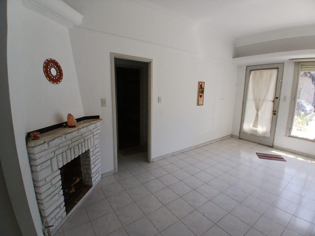 Foto de Casa Multifamiliar - ideal proyecto en Villa Devoto, imagen 1
