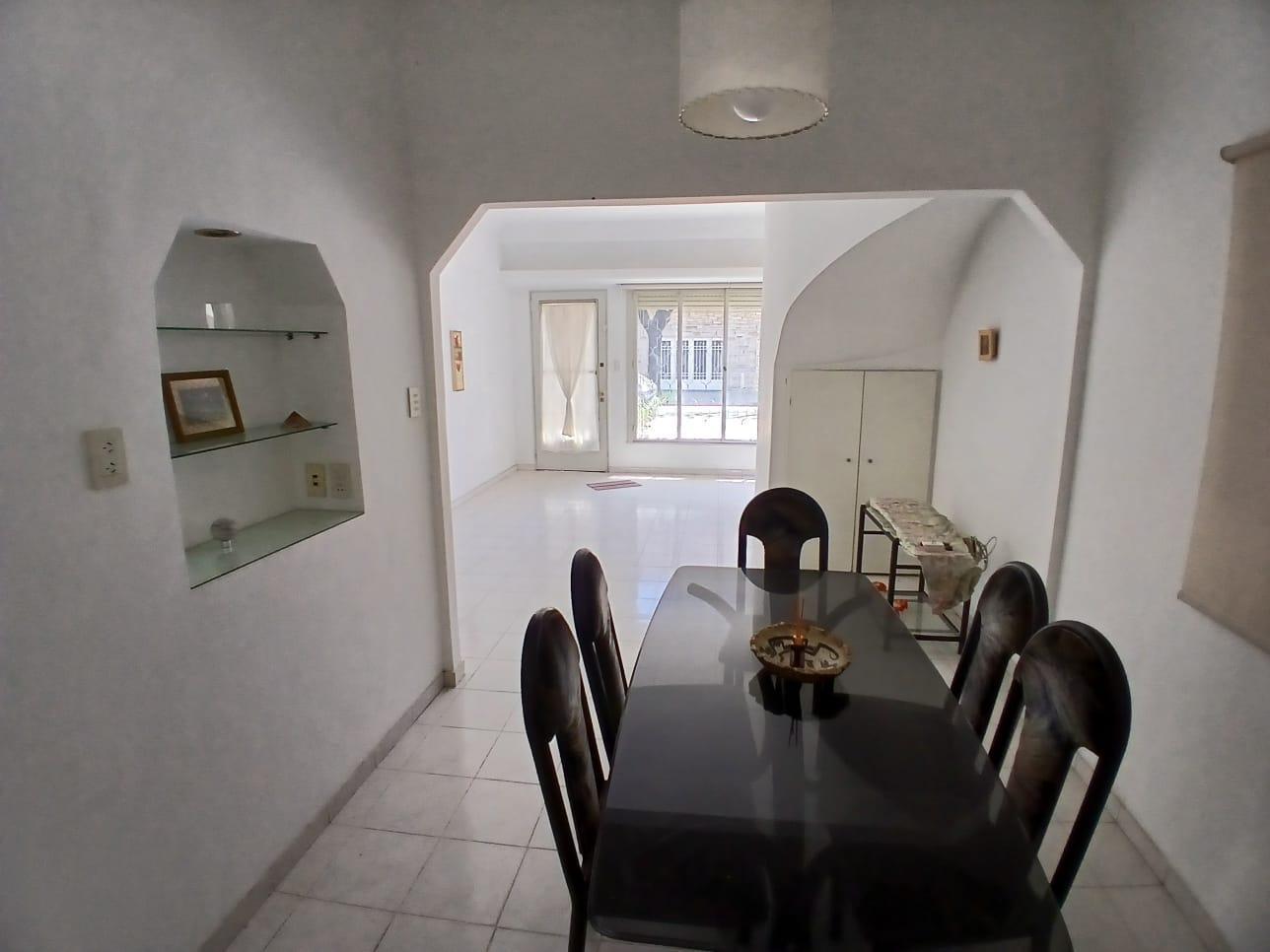 Foto de Casa Multifamiliar - ideal proyecto en Villa Devoto, imagen 2