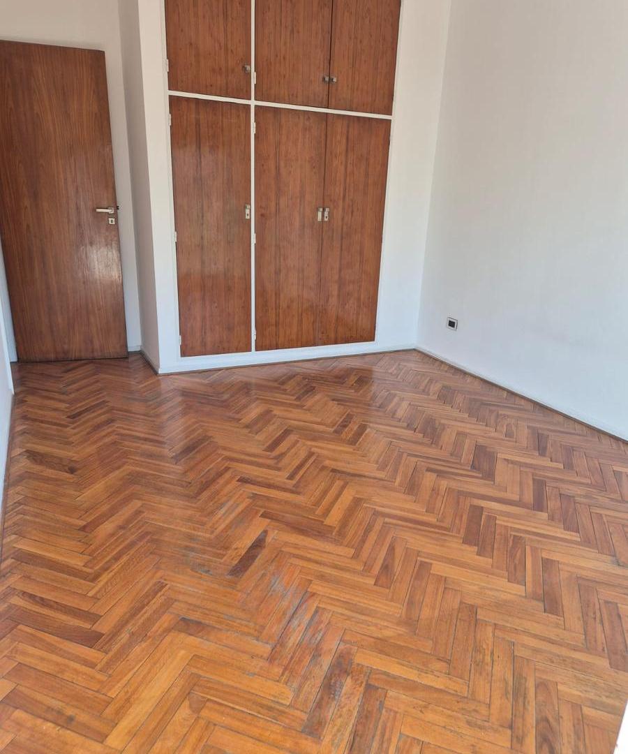 Foto de Alquiler departamento 5 amb al frente c/ Cochera - c/ balcon corrido, imagen 5