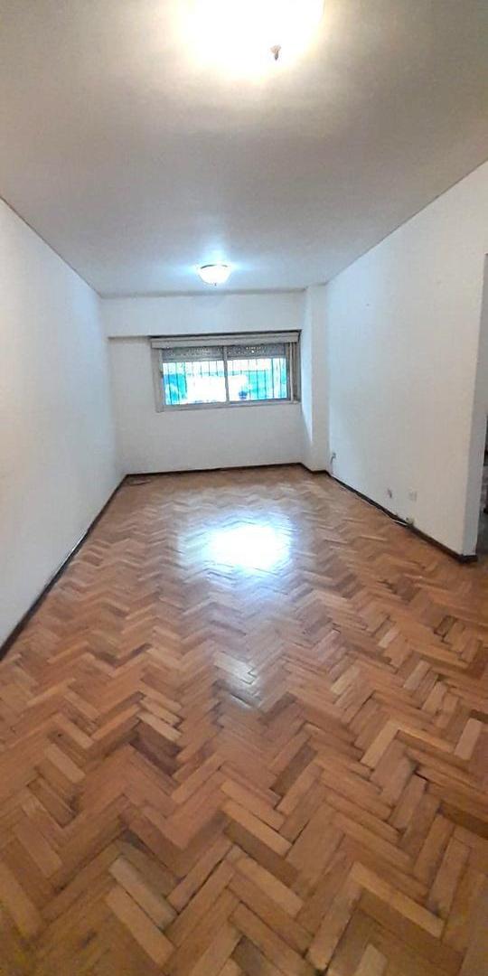 Foto de DEPTO 3 AMB CON DEPENDENCIA EN VENTA - FLORESTA NORTE, imagen 1