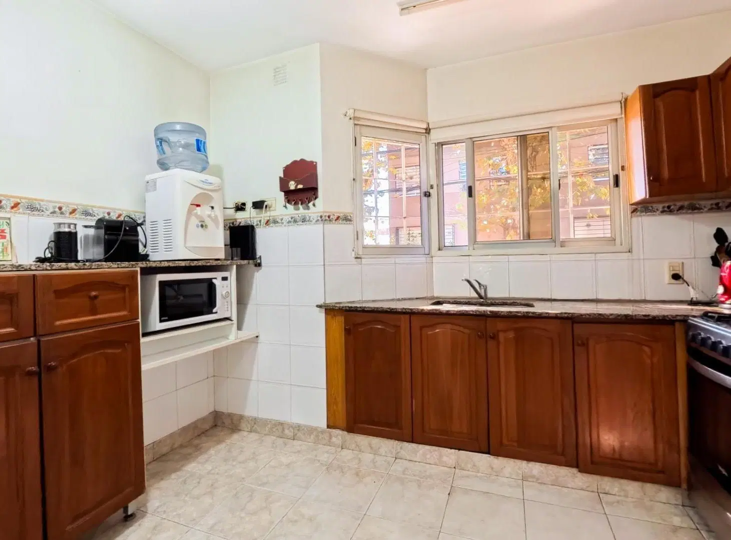 Triplex en excelente ubicación! Zona Parque Saavedra 4