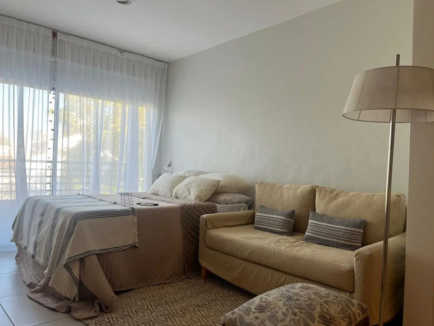 MONOAMBIENTE AMOBLADO C/BALCÓN EN ALQUILER VILLA URQUIZA 4