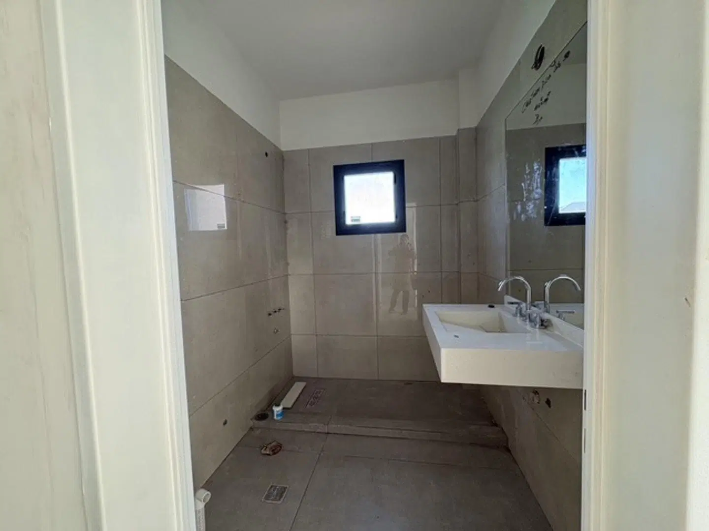 Excelente Casa a la venta en Barrio Chateau Pilar 2