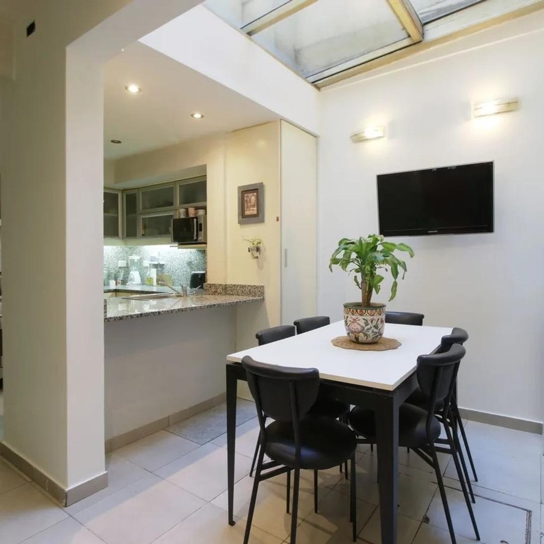 Foto de VENTA CASA 7 AMBIENTES CON AMPLIA TERRAZA - FLORES, imagen 4