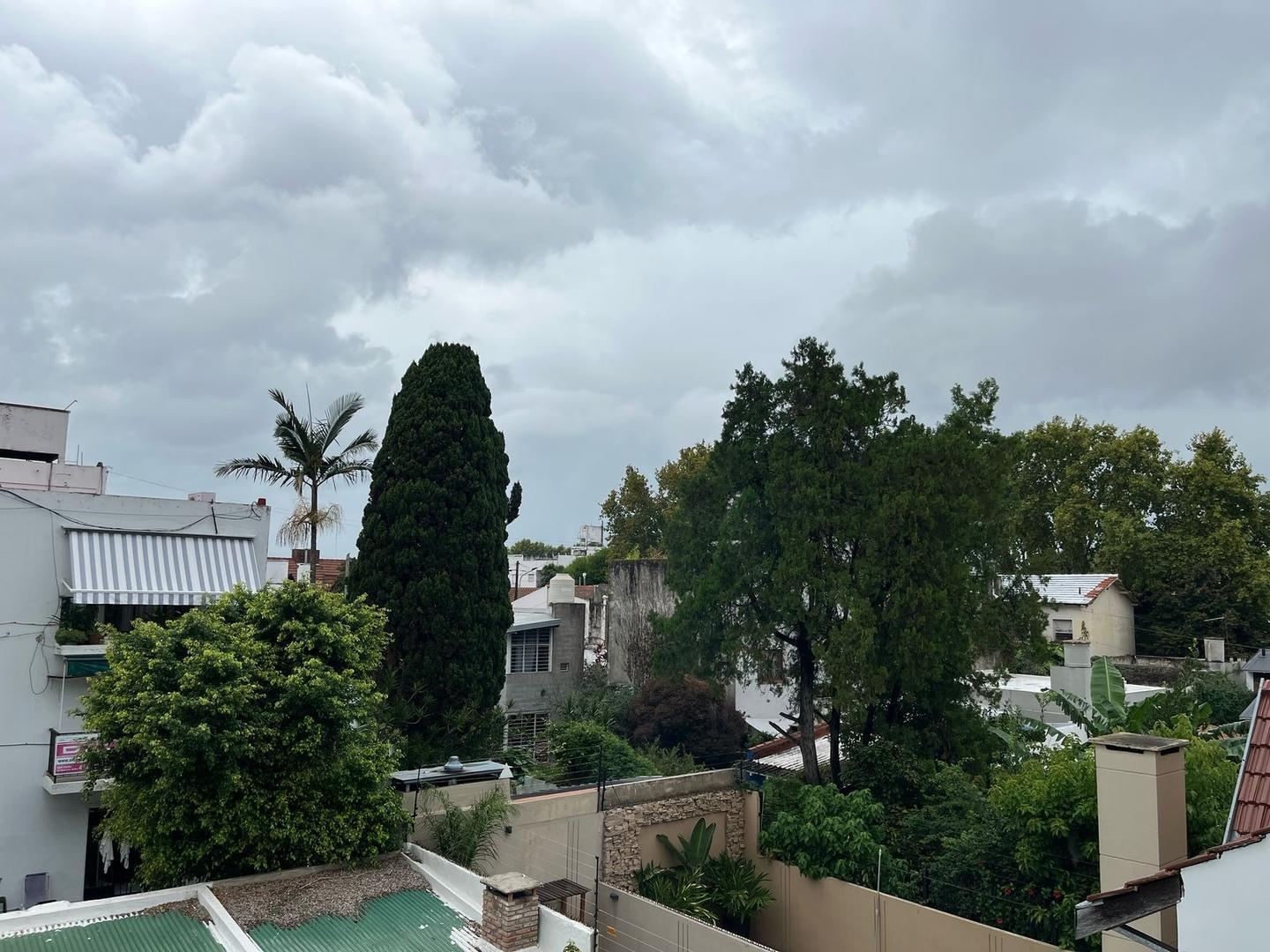 Foto de VENTA PH CON ESPECTACULAR TERRAZA, EXC. UBICACIÓN OLIVOS, imagen 2