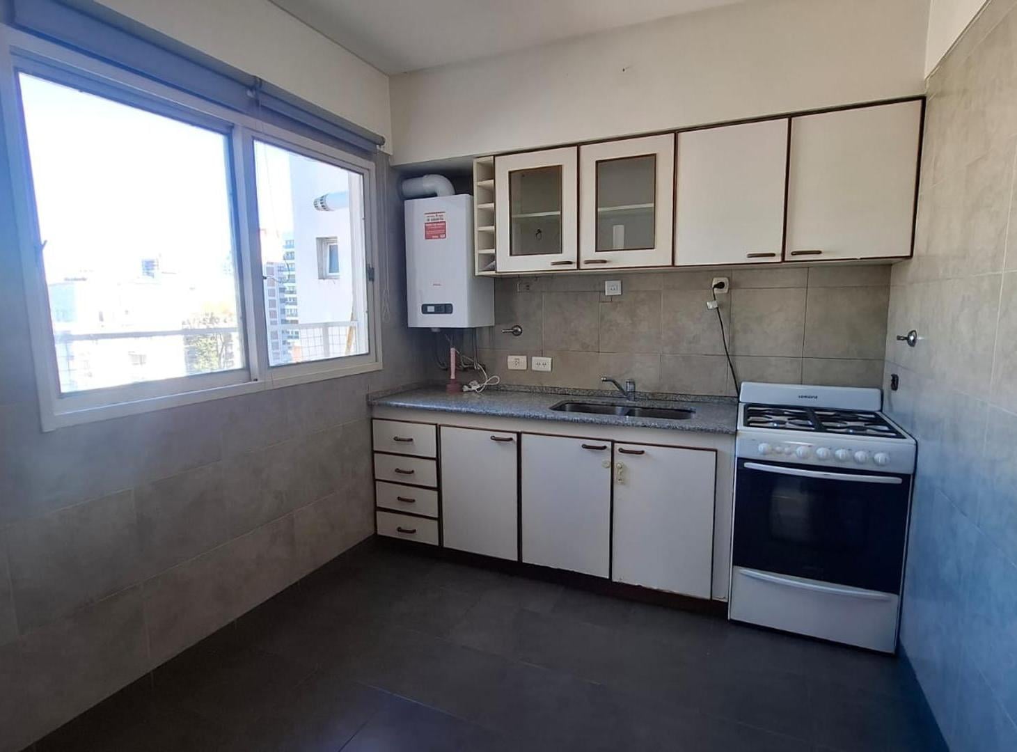 Foto de Departamento 3 ambientes con cochera y balcón Belgrano, imagen 5