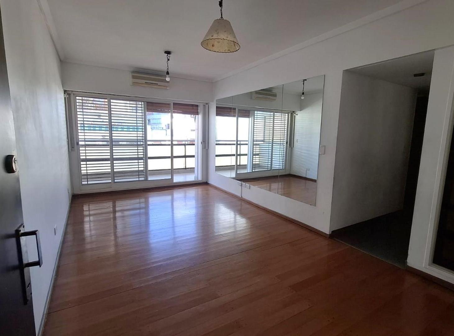 Foto de Departamento 3 ambientes con cochera y balcón Belgrano, imagen 3