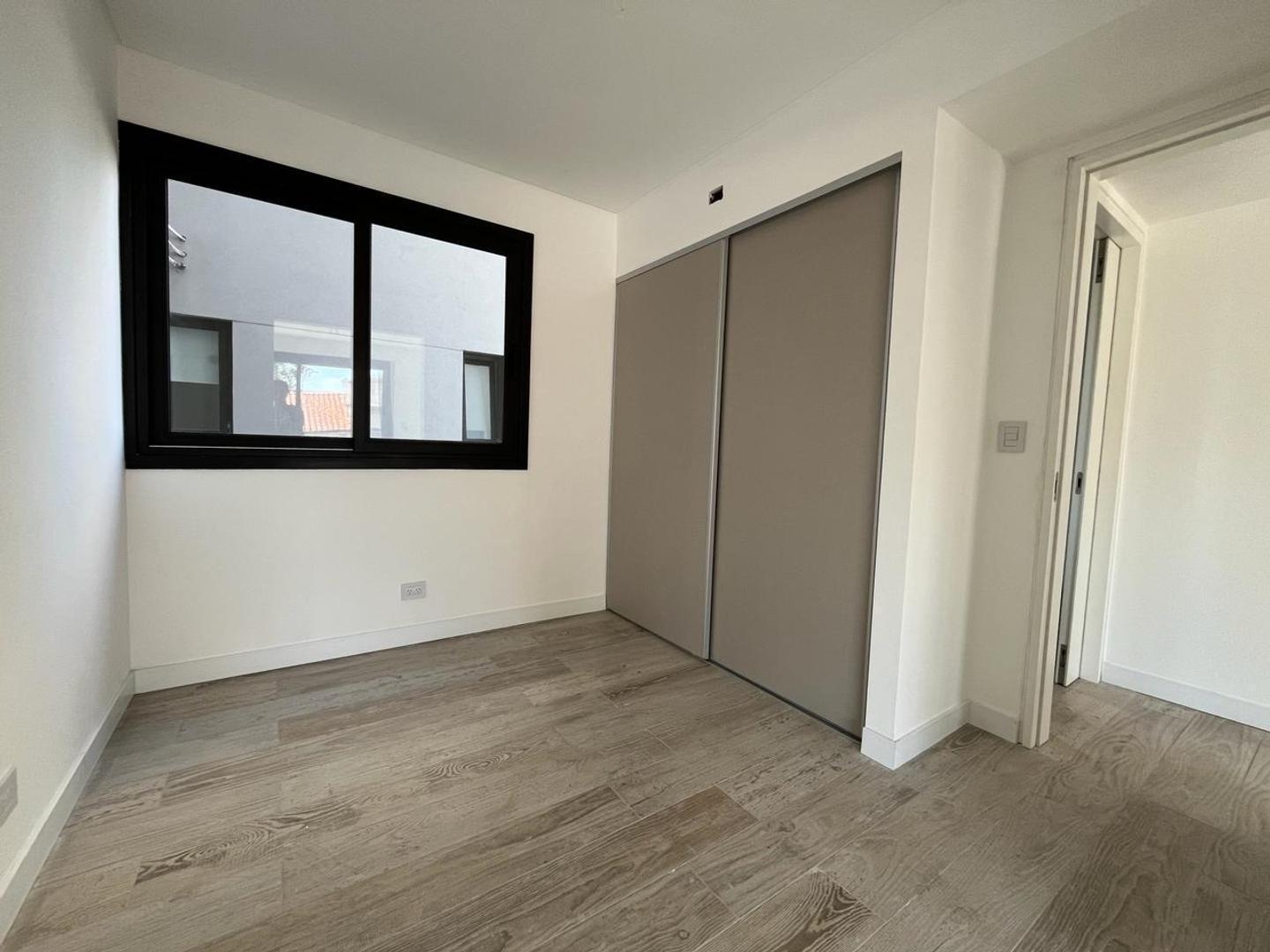Foto de Alquiler Departamento Vicente López 3 ambientes c/balcón, imagen 3