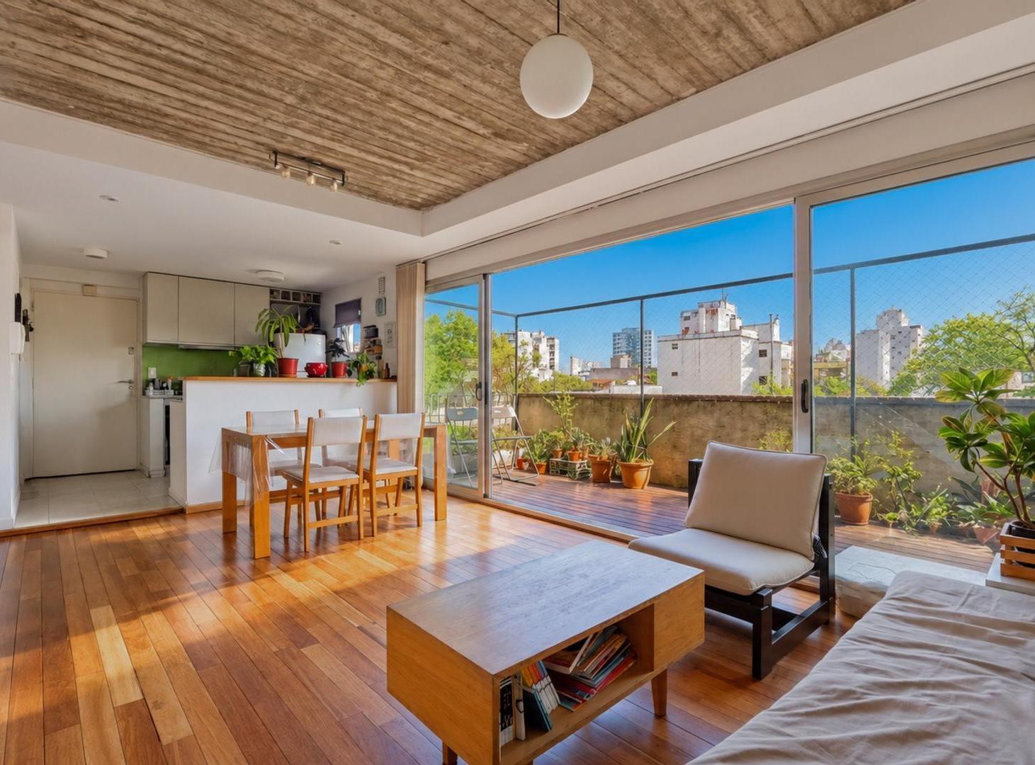 Foto de Dúplex con terraza propia, balcón y cochera, imagen 2