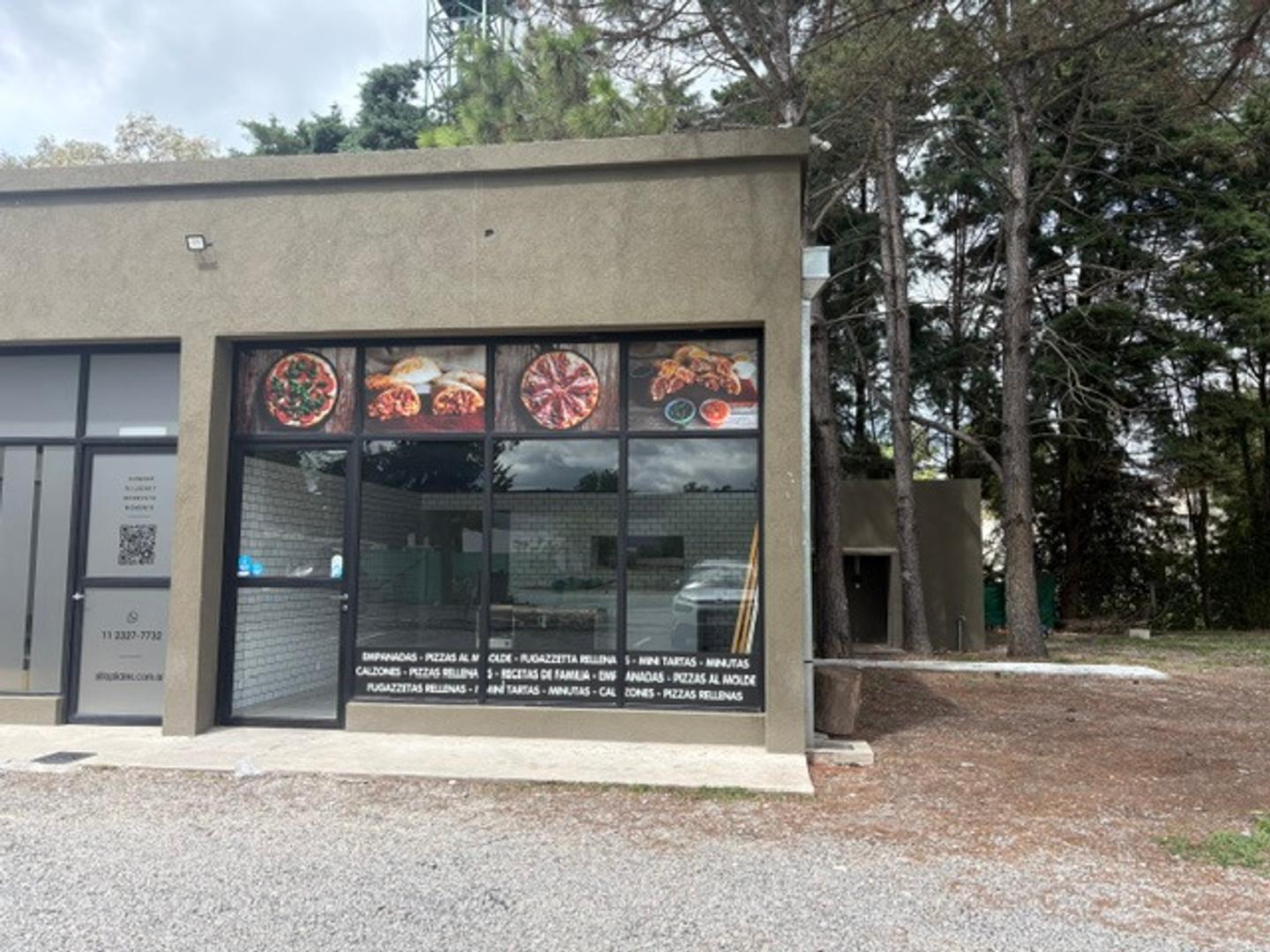 Foto de Alquiler anual de Local interno sobre Av Caamaño, imagen 1