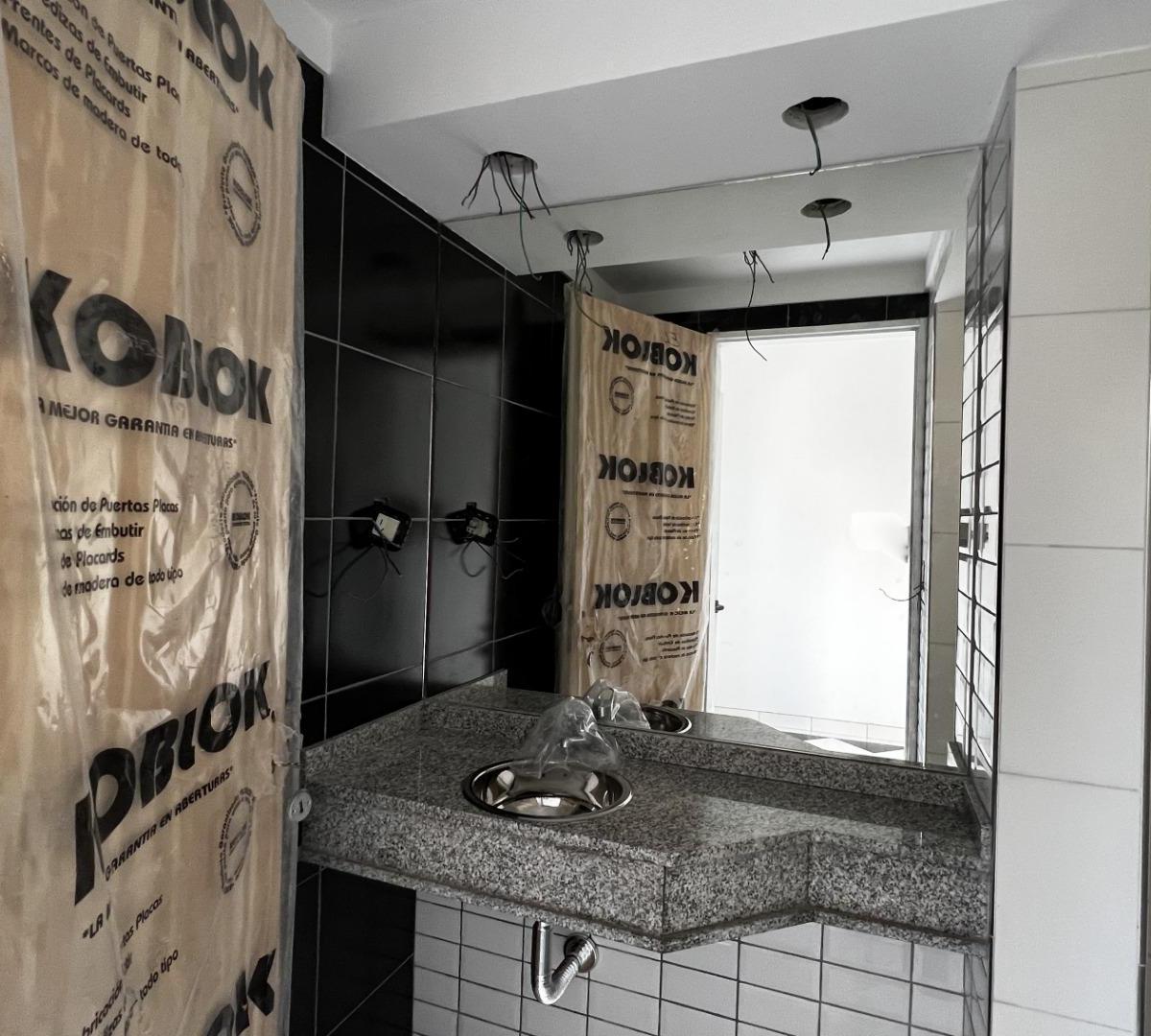 Casa Reciclada 2 Dorm. Venta Ituzaingo Norte 3