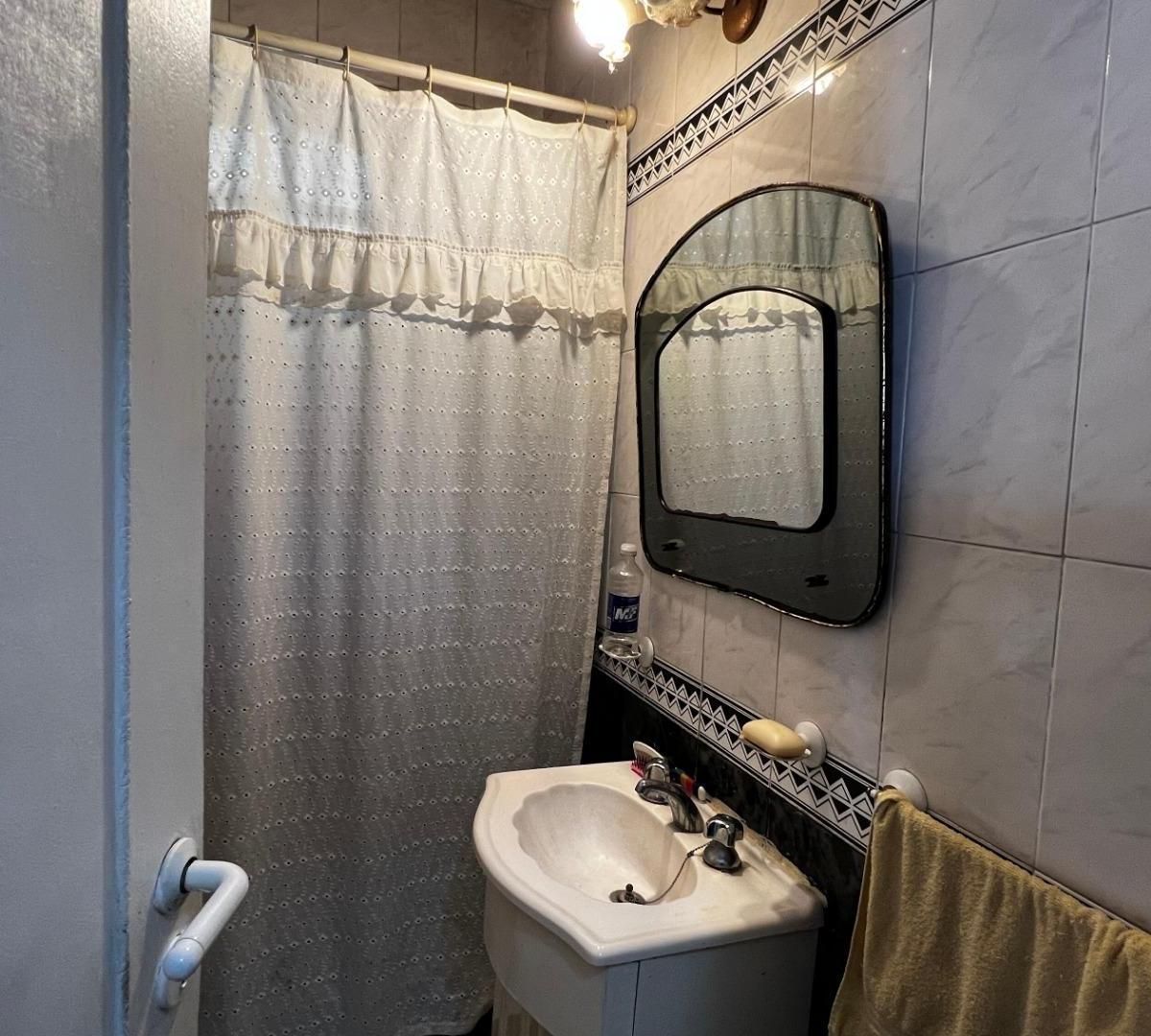 Foto de Casa venta tres dormitorios piscina Ituzaingo apto credito, imagen 4