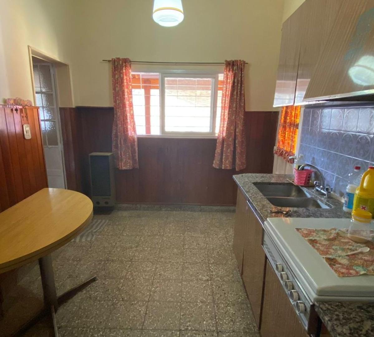 Casa americana 3 ambientes venta Moron apto credito