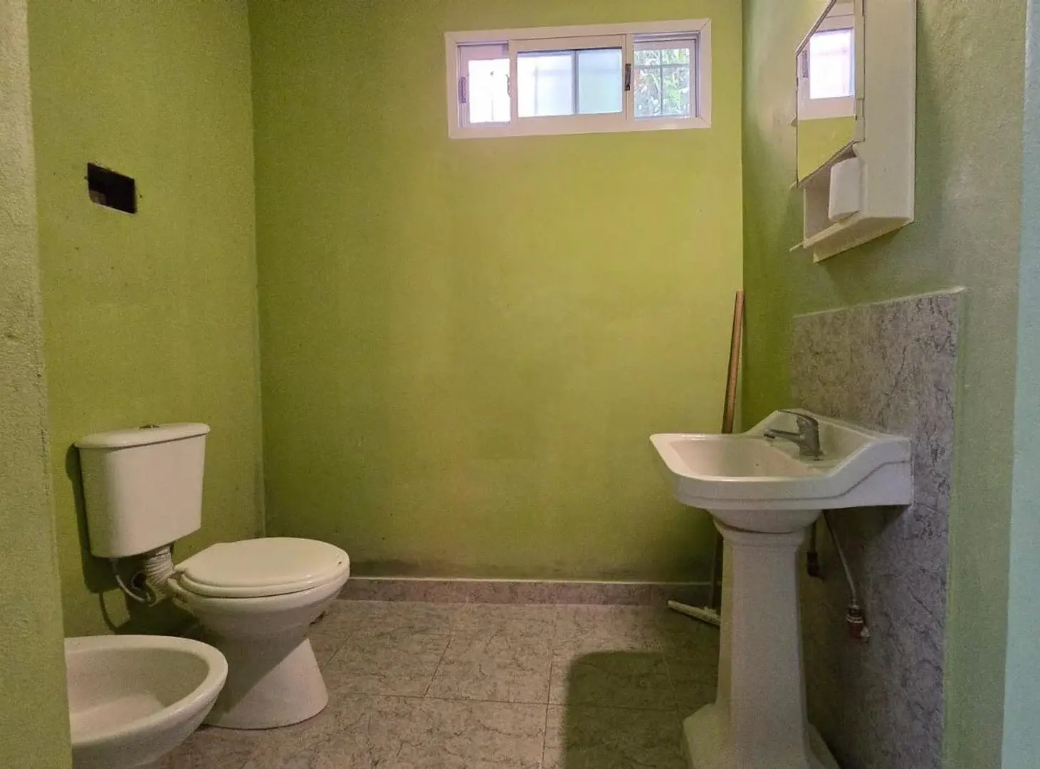 Casa americana 3 ambientes en alquiler en Ituzaingo Norte 5