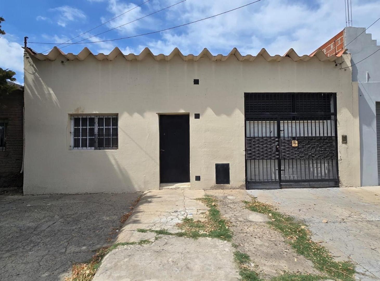 Casa 5 ambientes deposito Ituzaingo norte Buenos Aires