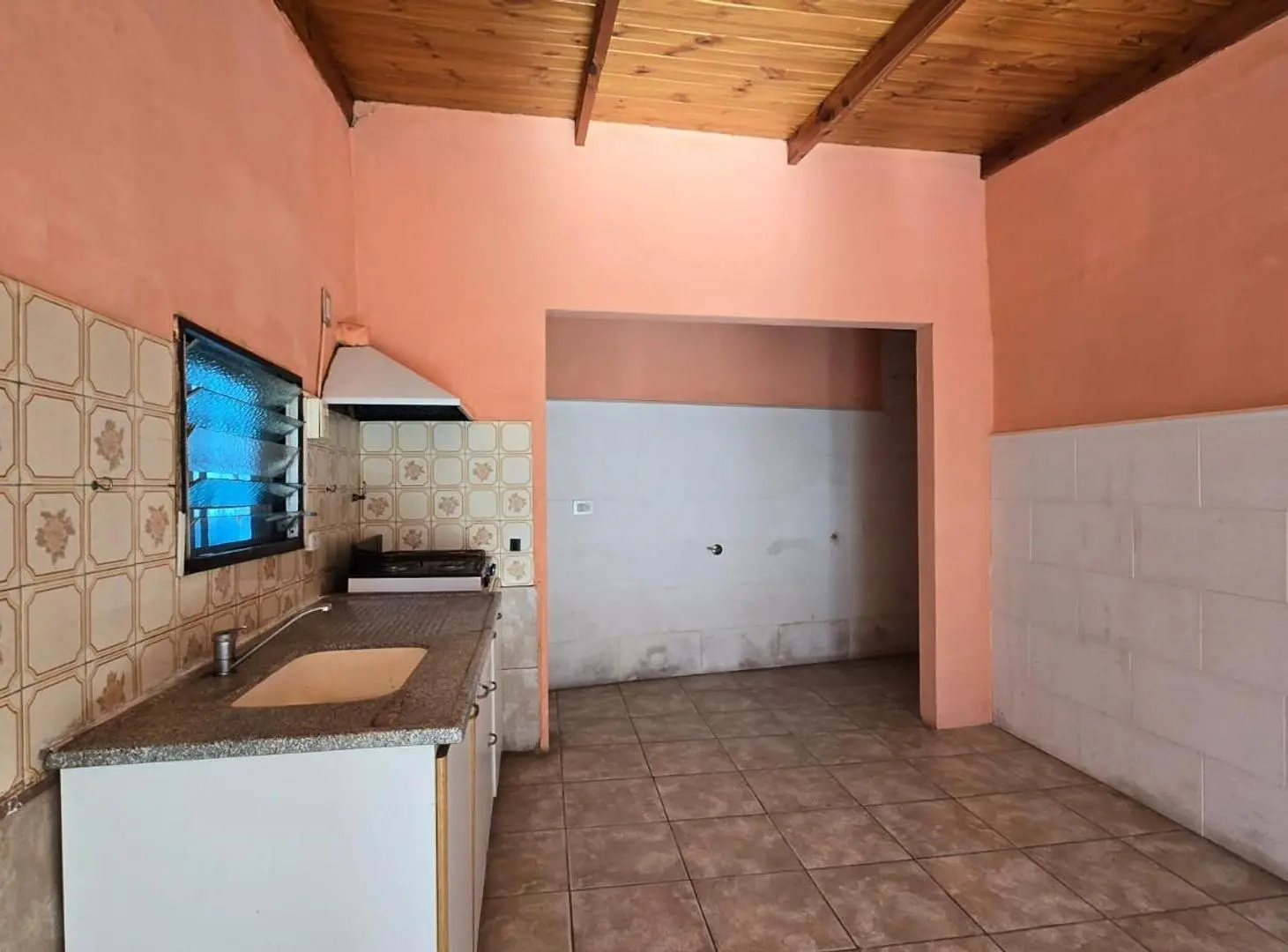 Casa PH aIquiler 2 ambientes Ituzaingo Norte 2