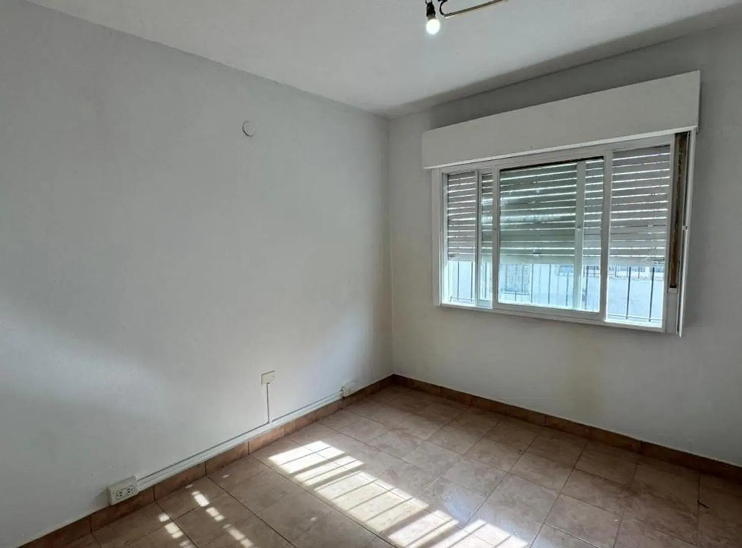 Casa PH 3 ambientes alquiler Ituzaingó Norte 3