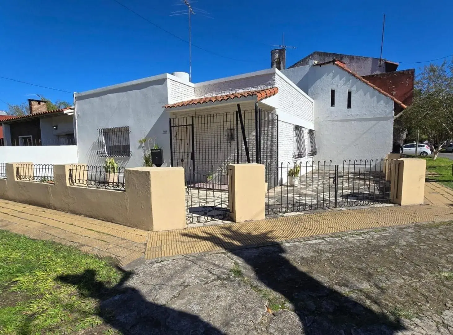 Dos casas PH venta Ituzaingo norte Villa Ariza 3