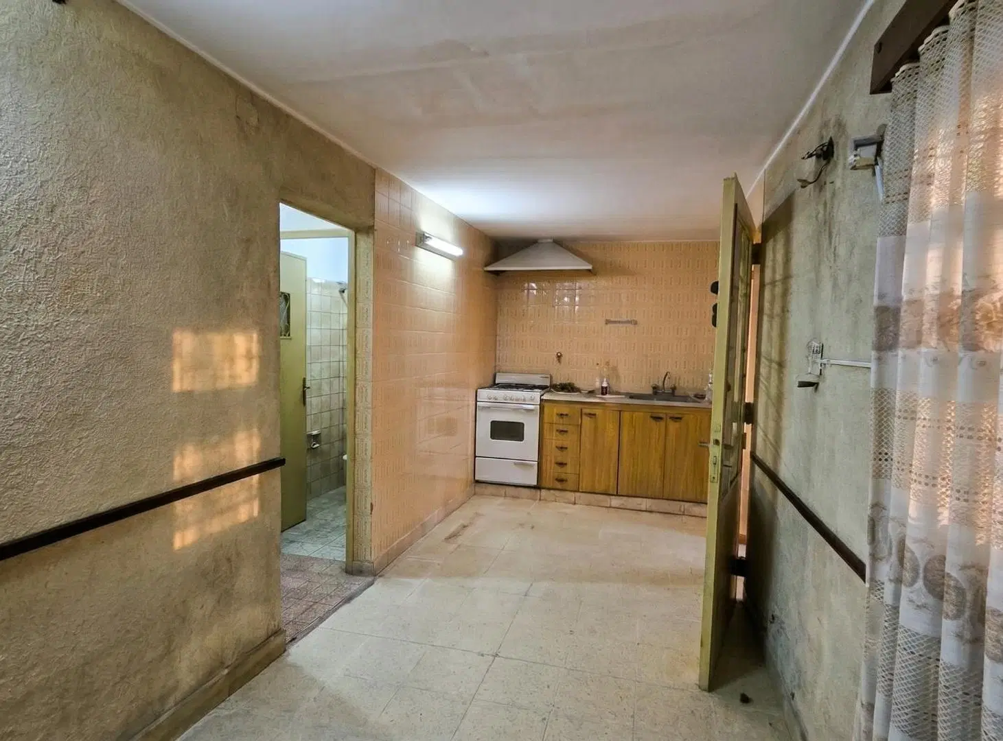 Dos viviendas dos locales venta inversor Ituzaingó Norte 5
