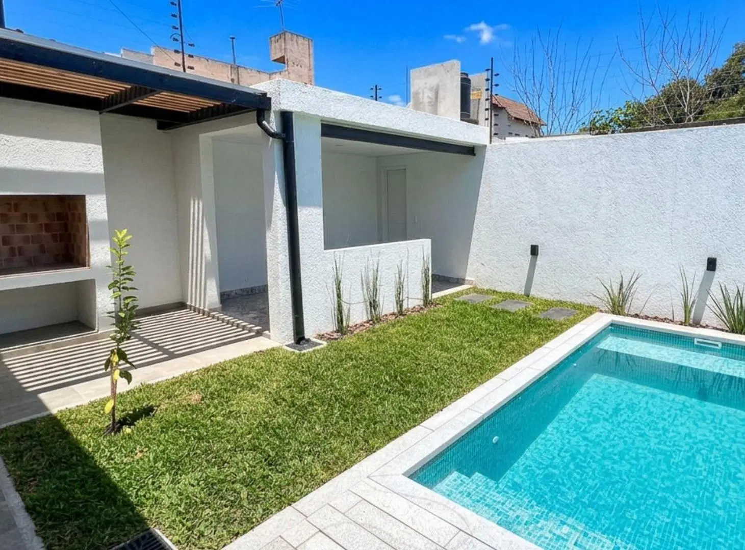 Casa PH reciclado a nuevo 3 ambientes pileta ituzaingo 8