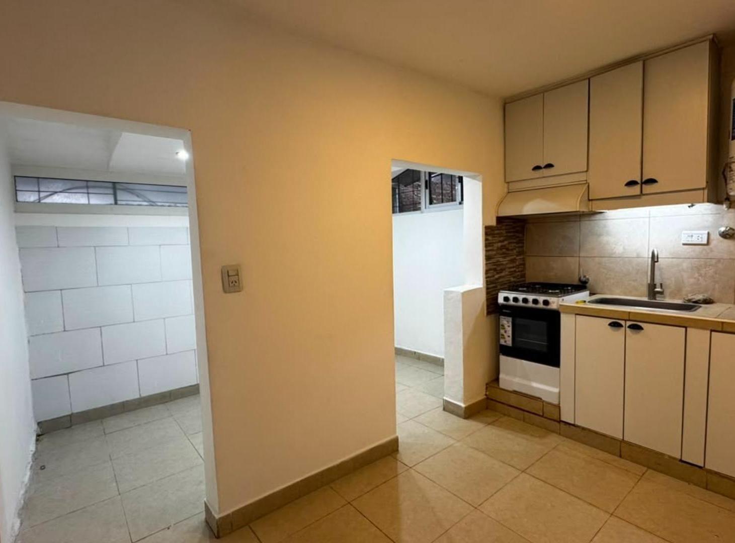 Foto de Departamento PH alquiler ituzaingo 2 ambientes, imagen 1