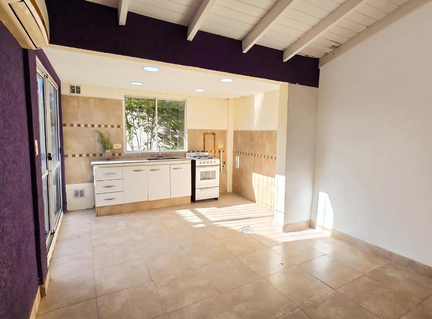 Foto de PH 3 ambientes venta Ituzaingó Norte parque cochera, imagen 1