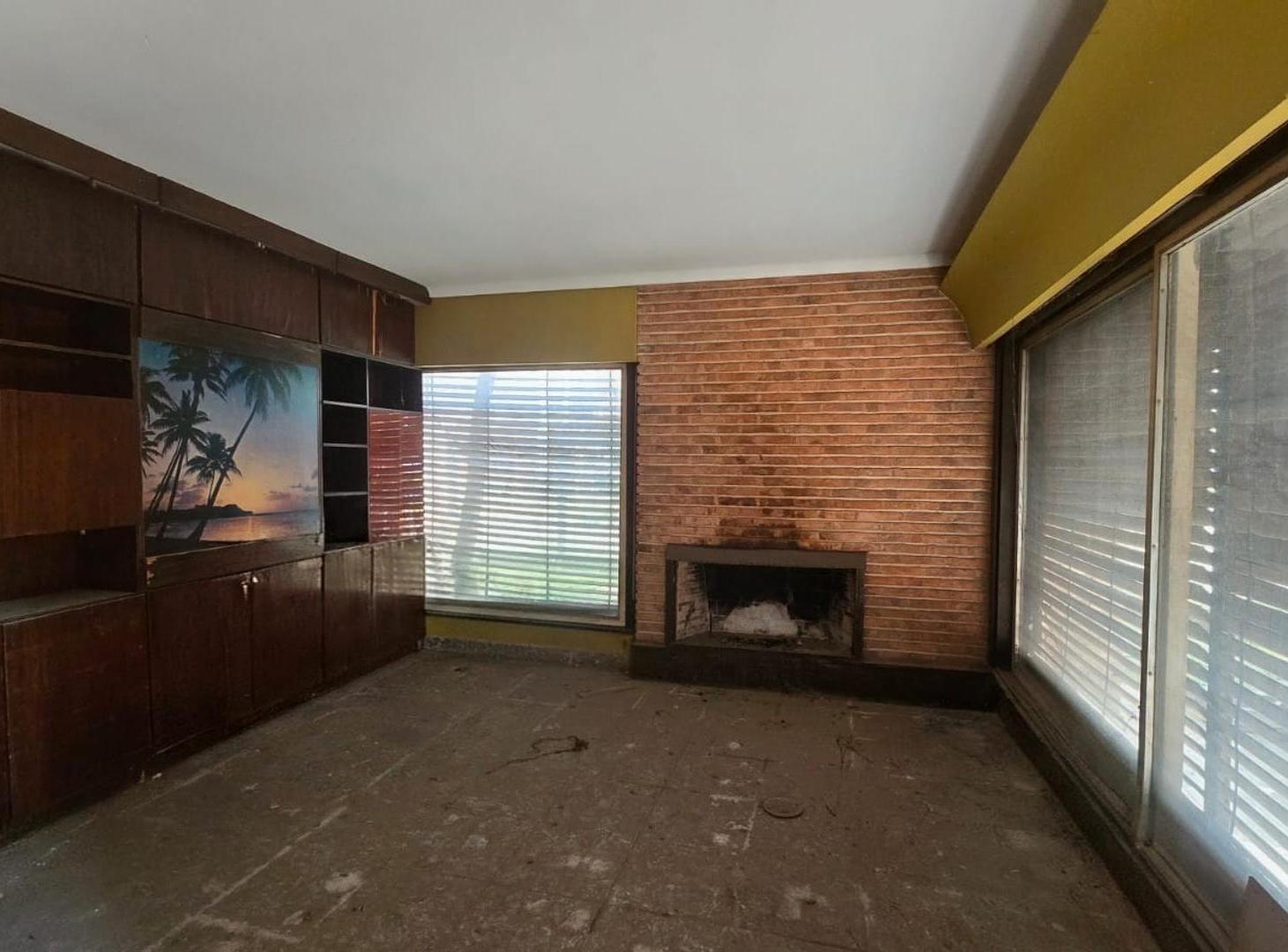 Foto de Casa a refaccionar 3 ambientes inversor venta Ituzaingo, imagen 1