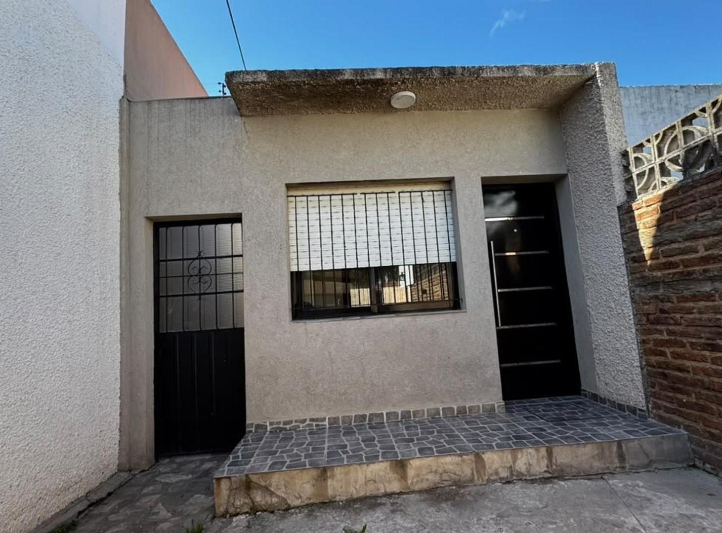 Foto de PH DE 3 AMBIENTES EN VENTA ITUZAINGO NORTE, imagen 1