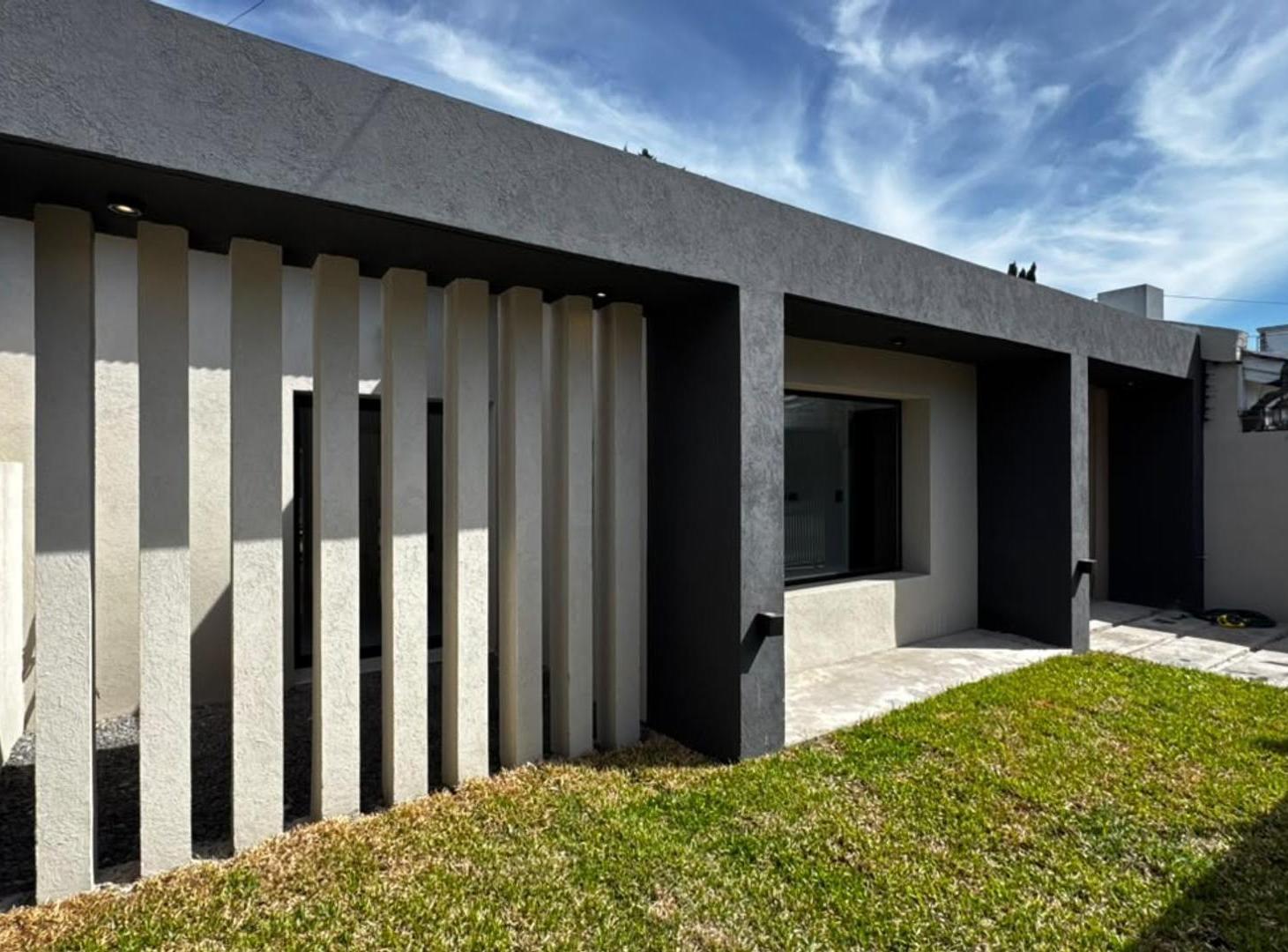 Foto de Casa refaccionada a nuevo Ituzaingo APTO CREDITO, imagen 2