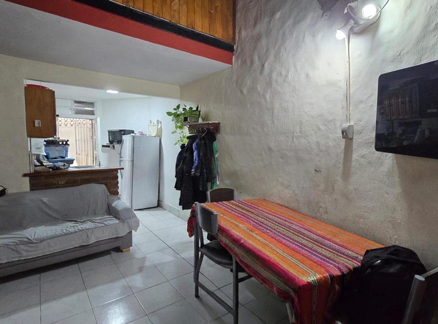 Foto de Duplex venta 2 ambientes Castelar norte Estacion, imagen 3