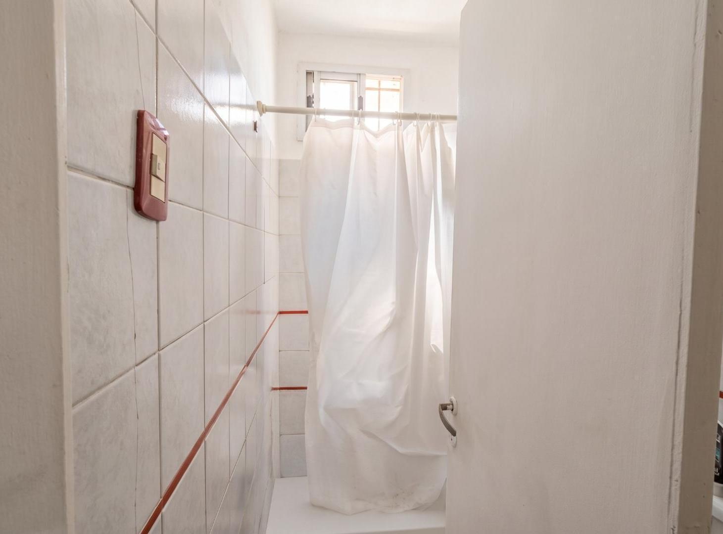 Foto de Duplex venta 2 ambientes Castelar norte Estacion, imagen 5