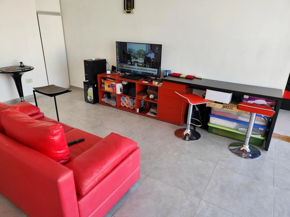 Foto de ¡IMPERDIBLE! Monoambiente de Categoría con Vistas Panorámicas a Plaza, imagen 4
