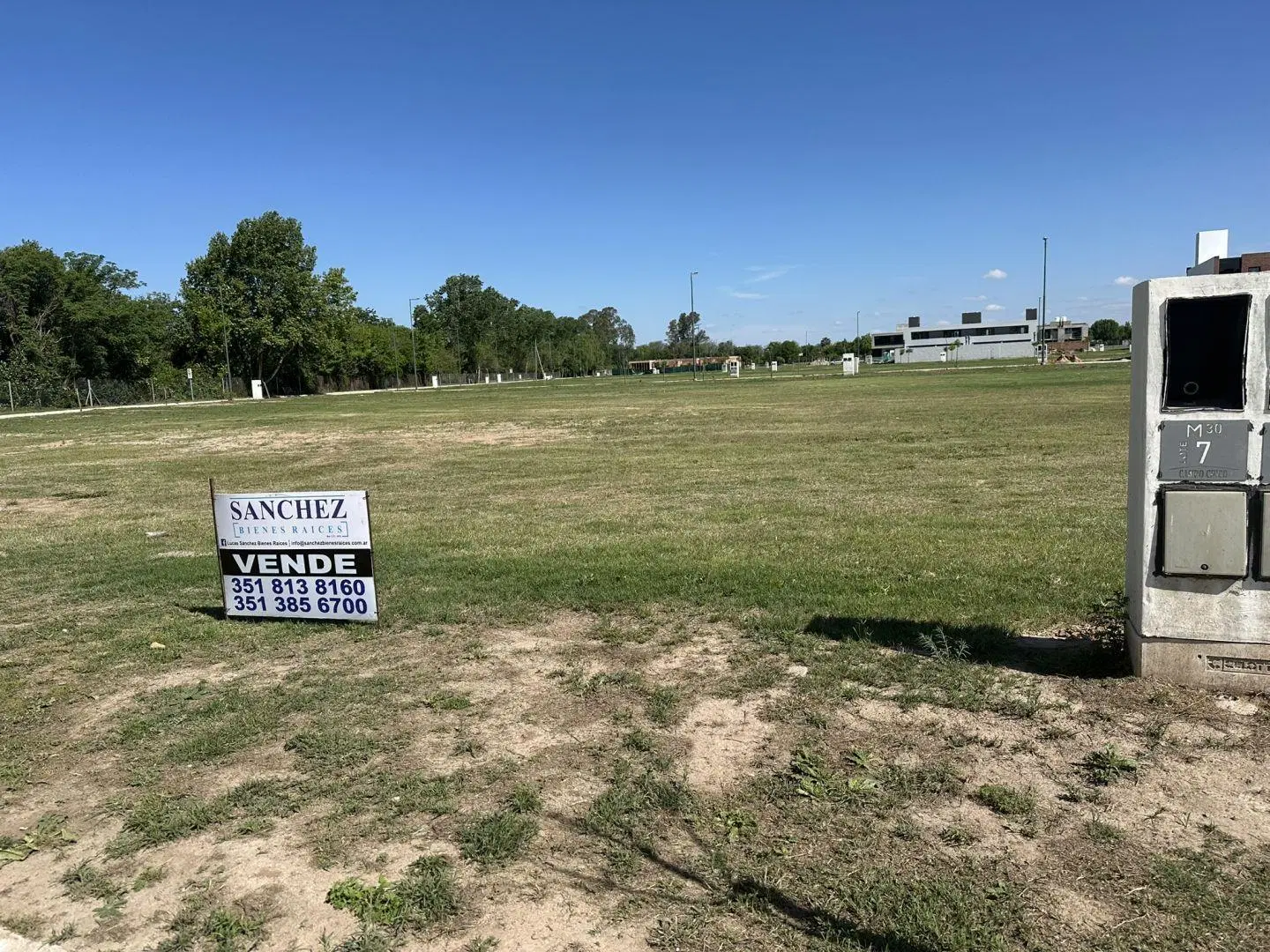 Lote . | Av. Bernardo O´Higgins al 7500 2