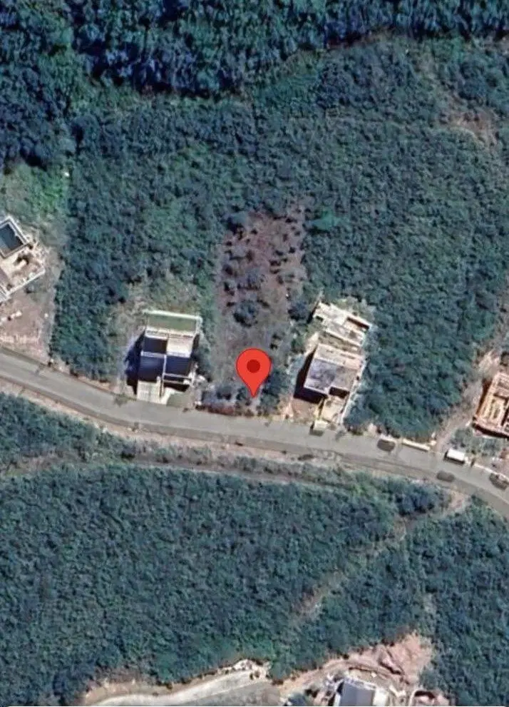 Lote . | Av. Ejército Argentino al 300 2