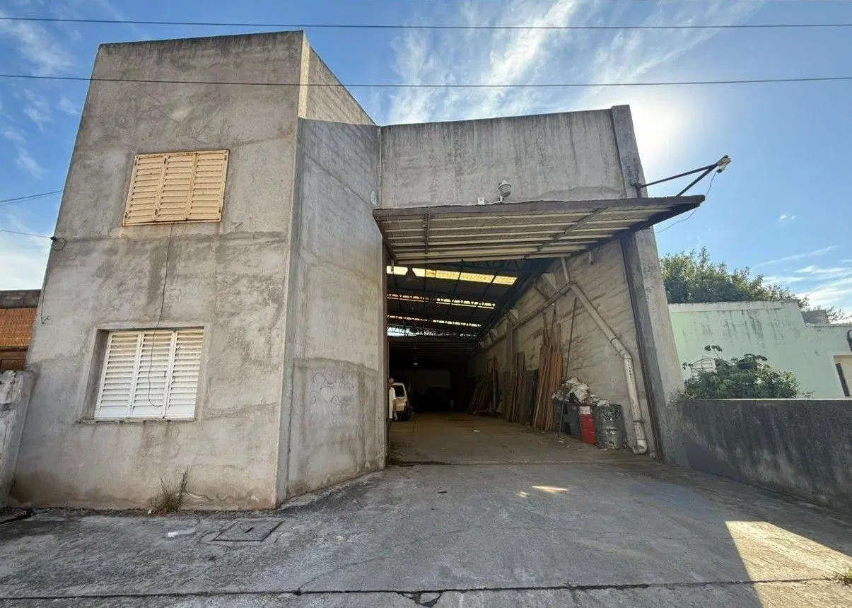 Galpón de 400 m2 en venta 2