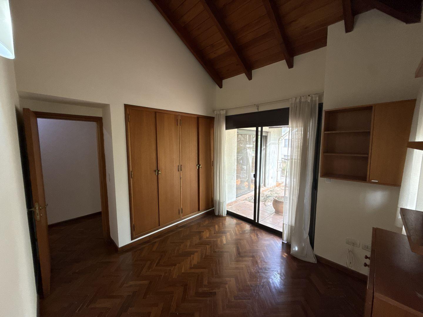 Foto de DEPARTAMENTO EN VENTA DE 2 DORMITORIOS CON POSIBILIDAD DE 3- CASONAS, imagen 4