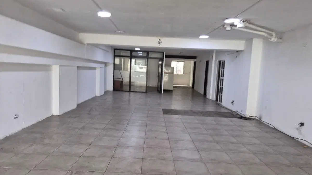 LOCAL SIN COLUMNAS Y SOTANO 60M2 1