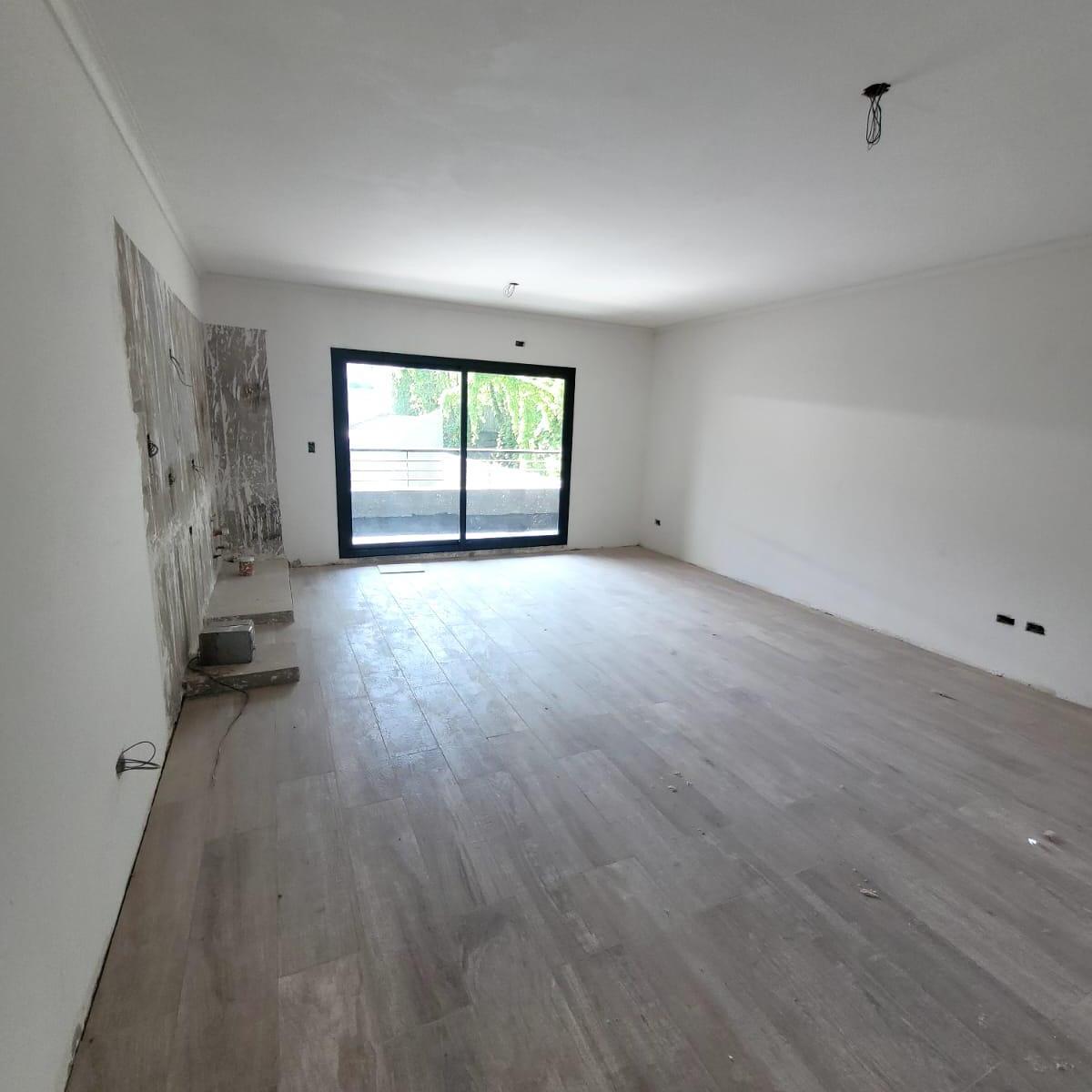 Foto de DEPARTAMENTO 3 AMBIENTES AL FRENTE CON BALCON!!!!!!! VILLA URQUIZA, imagen 4