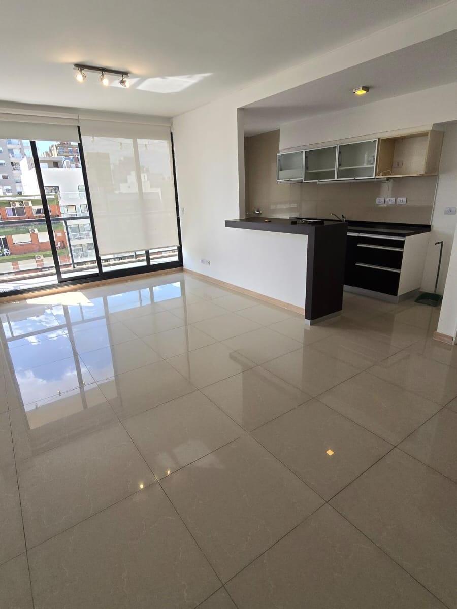 Departamento 3 Ambientes con Cochera Villa Urquiza. 1