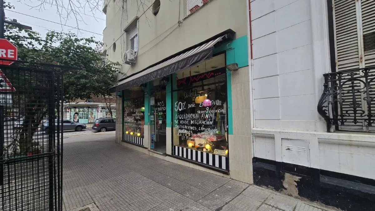 Local Comercial de 60 m² en Alquiler, Villa Urquiza, Apto Todo Destino! 3