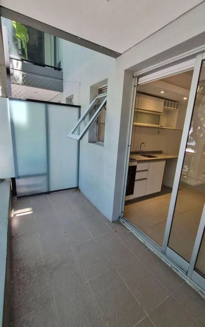 Departamento 2 ambientes al frente Villa Urquiza con cochera fija. 5