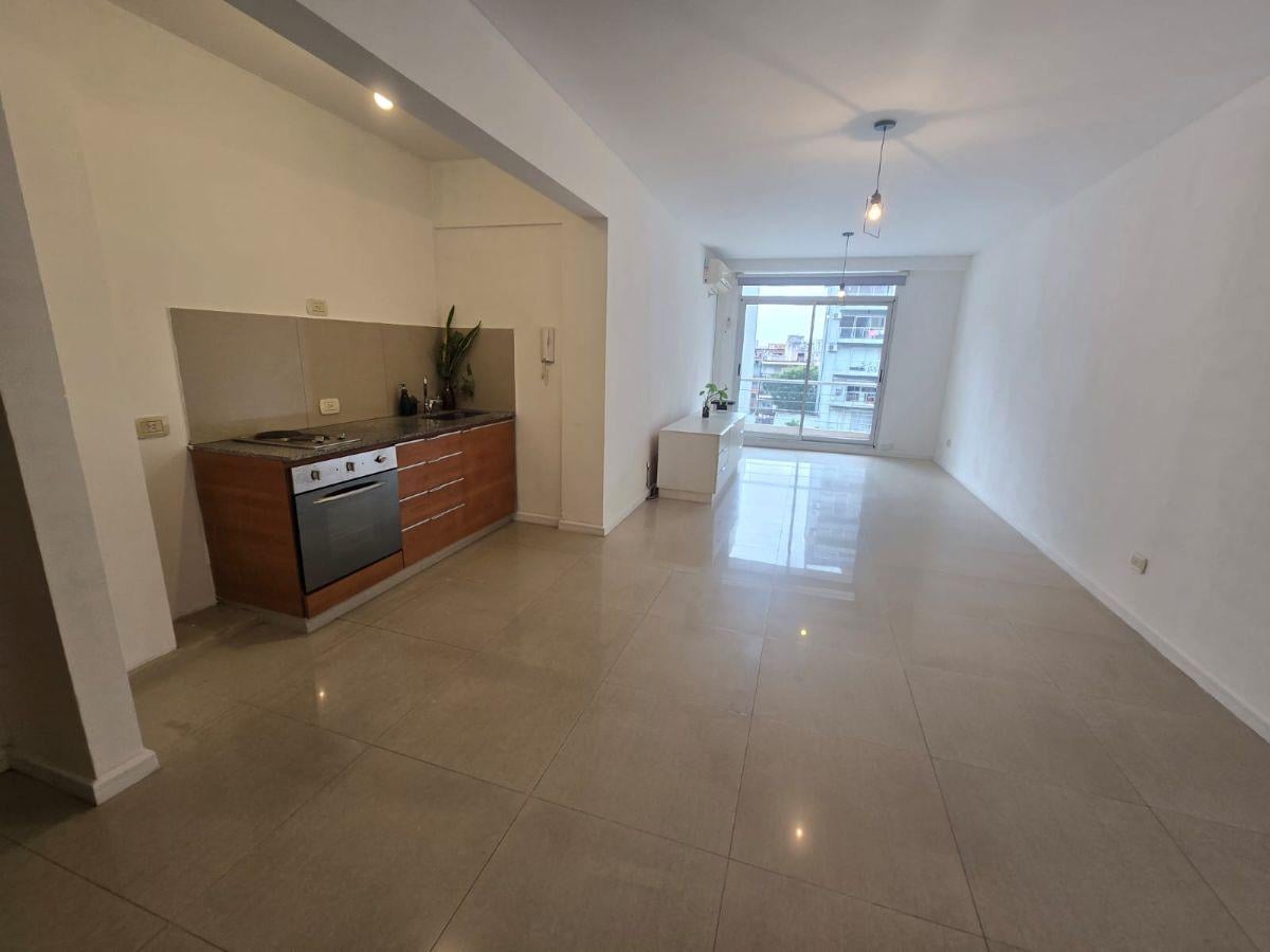 Foto de Monoambiente divisible con Balcón - Villa Urquiza APTO PROFESIONAL, imagen 1