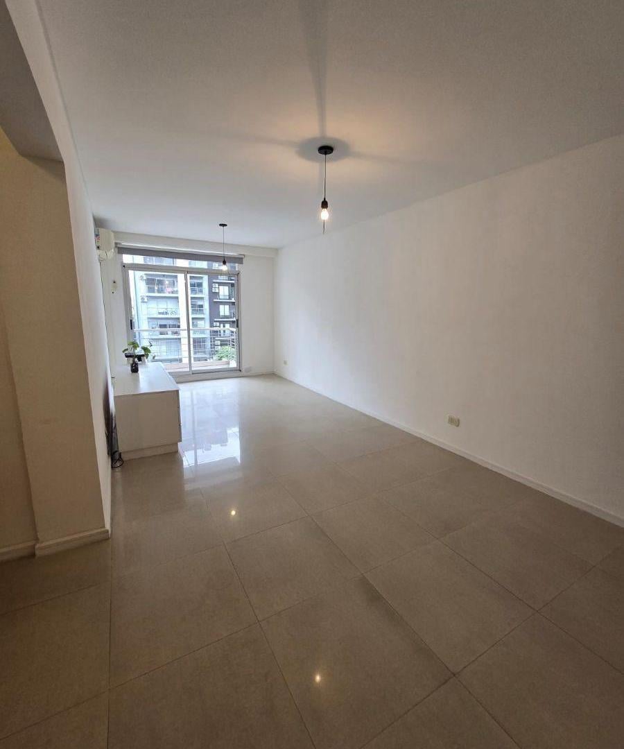 Foto de Monoambiente divisible con Balcón - Villa Urquiza APTO PROFESIONAL, imagen 3