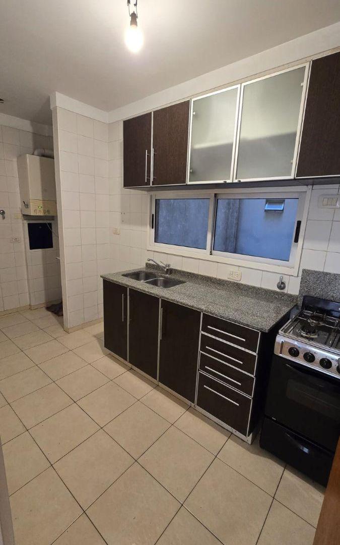 Foto de DEPARTAMENTO 3 AMBIENTES AL FRENTE CON COCHERA VILLA URQUIZA, imagen 2