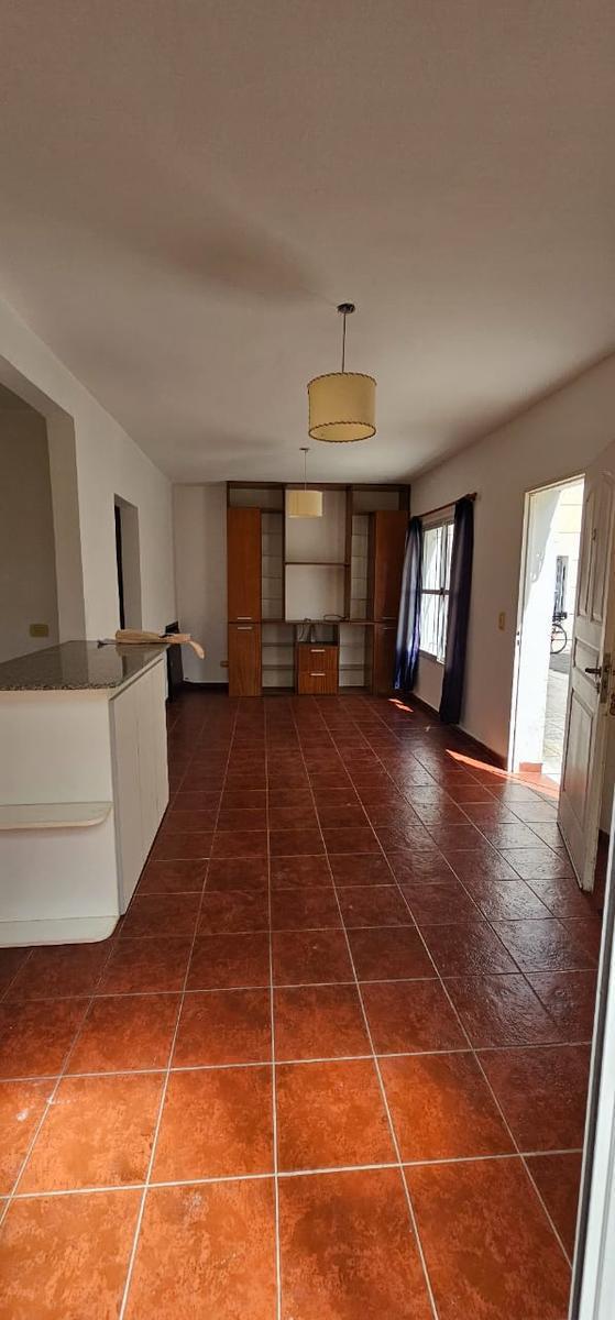 3 Amb con Cochera Semicubierta/ Ubicado en Condominio San Pedro 1